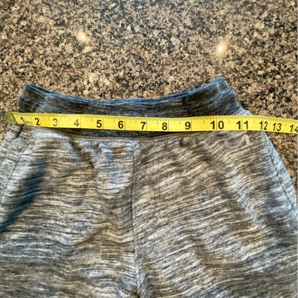 🔆3/$25🔆 GAP FIT Gray Boys Shorts Size M - Picture 5 of 8